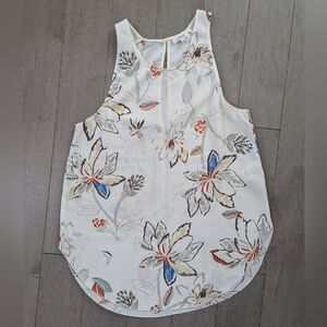 Wilfred white floral sleeveless blouse white floral size medium